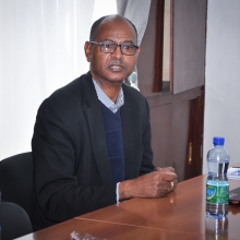 CUMTTC Holds Discussion on 2012 EC Annual Plan1