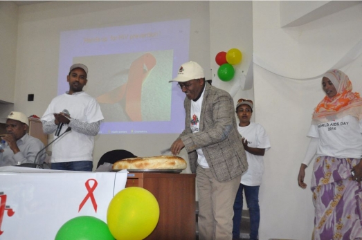 ECSU Students Celebrate World AIDS Day