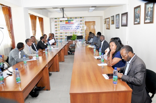  ECSU Hand Over the Gambela City Master Plan1
