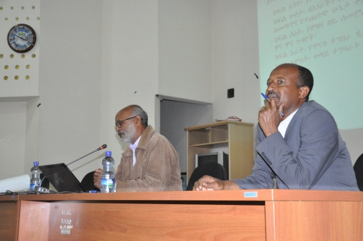 Center for Research in Public Service Reforms Holds a Seminar