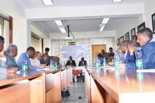 Ethiopian Civil Service University and Ministry of Urban Development and Construction Sign MOU10
