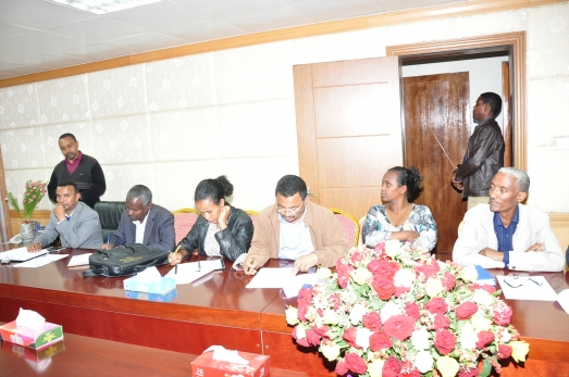ECSU and MoWC Sign MOU