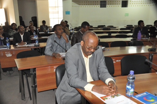 ECSU Center for Research in Ethics and Integrity Holds Seminar
