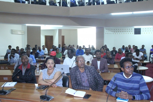 ECSU Holds a Seminar