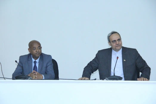 ECSU Holds a Seminar