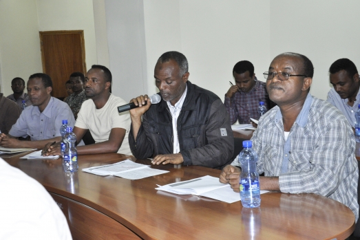                       Center Holds 13th In- Campus Seminar 5