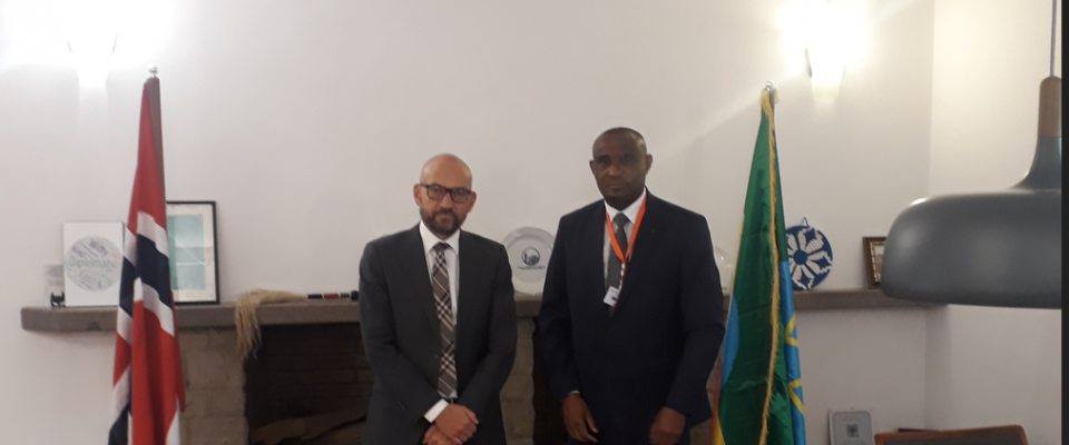 ECSU President discusses with Norwegian Ambassador to Ethiopia